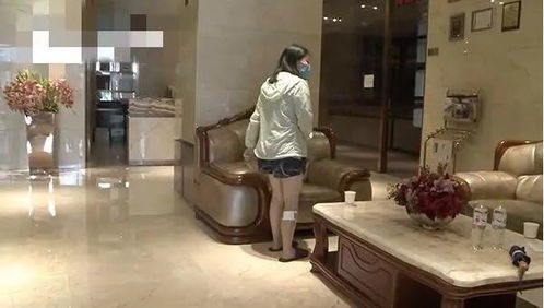 浴室惊魂 女子刚洗完澡下一秒玻璃门炸裂，安全警钟再次敲响